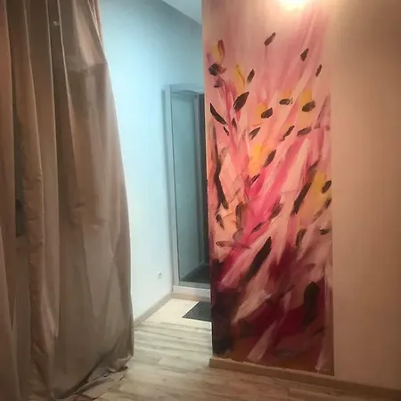 Right Near Athenee Palace Hilton 1 Bedroom Apartament *