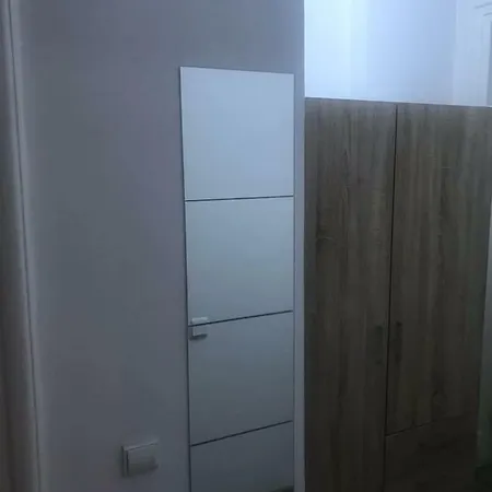 Right Near Athenee Palace Hilton 1 Bedroom Apartament